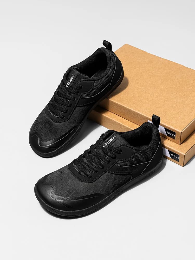 Hareball - Wide Toe Sneakers