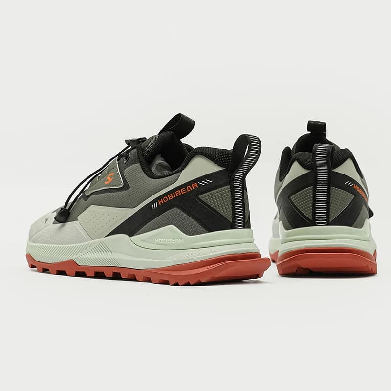 Hollow - Wide Toe Sneakers