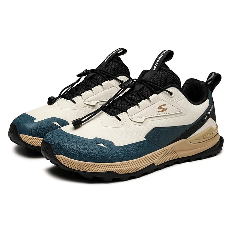 Hollow - Wide Toe Sneakers