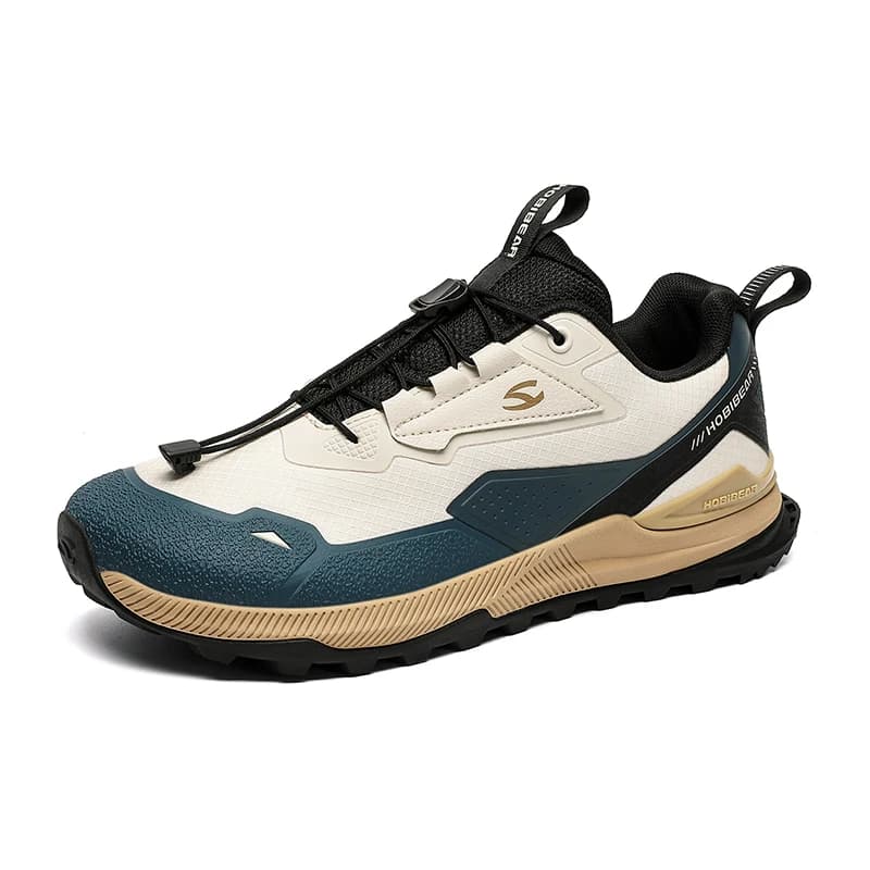 Hollow - Wide Toe Sneakers